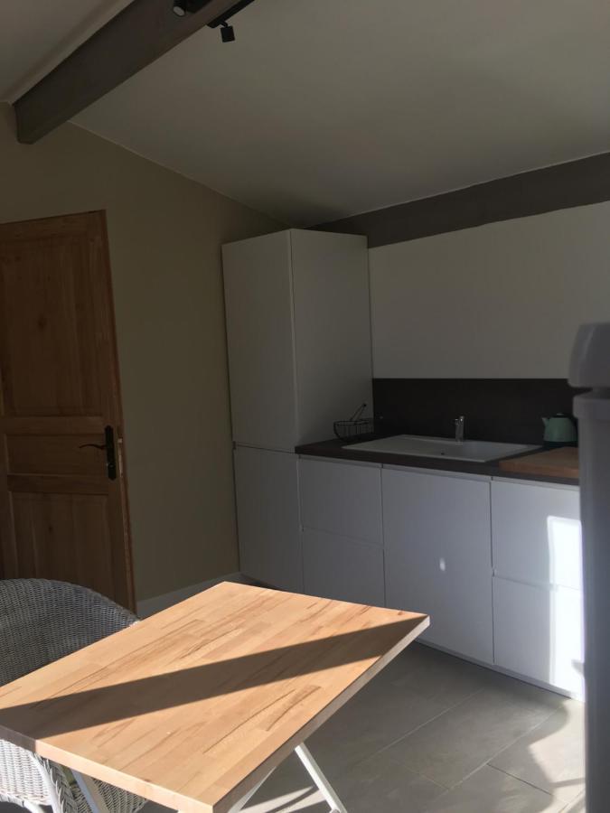 Bed and Breakfast L'Atelier Des Coudelieres Le Thor Exterior foto