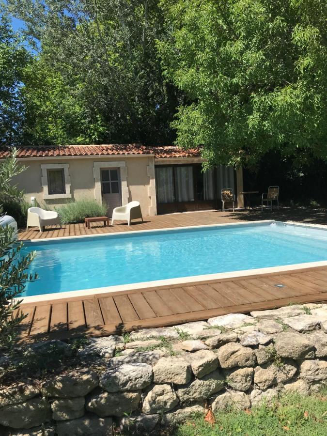 Bed and Breakfast L'Atelier Des Coudelieres Le Thor Exterior foto
